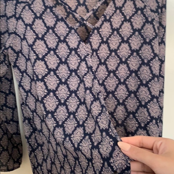 Boutique Blouse - Picture 3 of 4